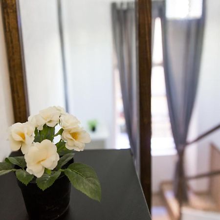 Central Budget Lofts Apartment Budapest Luaran gambar