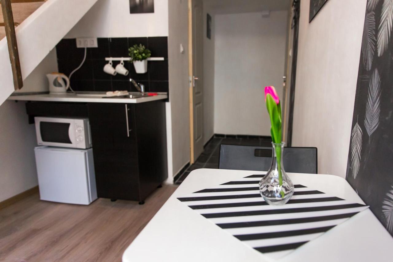Central Budget Lofts Apartment Budapest Luaran gambar