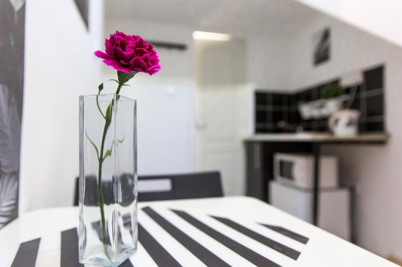 Central Budget Lofts Apartment Budapest Luaran gambar
