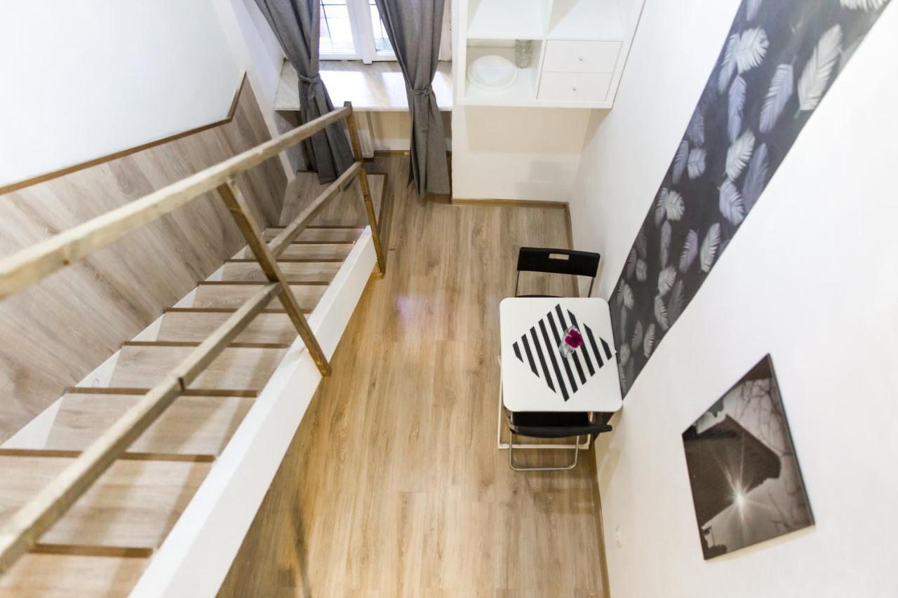 Central Budget Lofts Apartment Budapest Luaran gambar