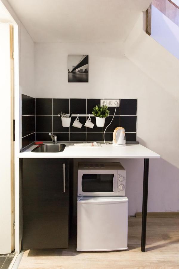 Central Budget Lofts Apartment Budapest Luaran gambar